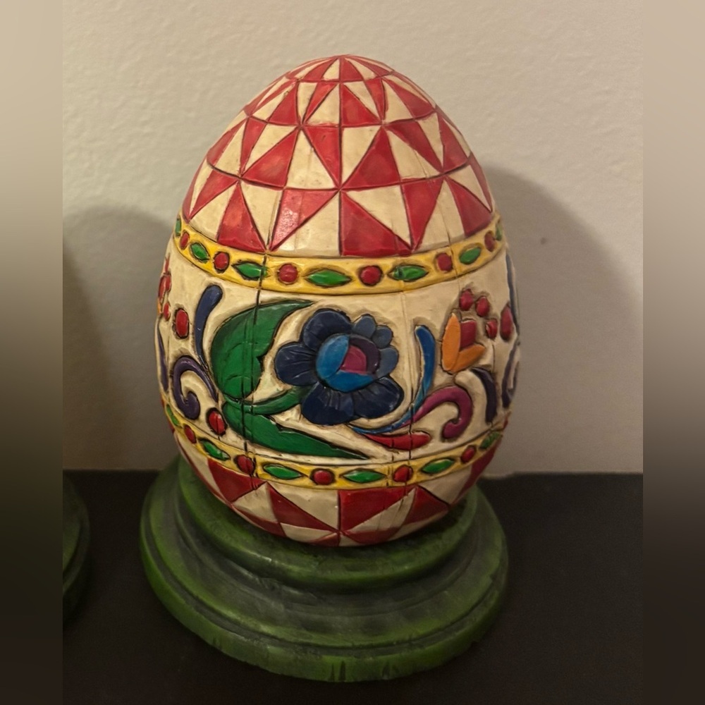 Jim shore Colorful Decorative Egg with Stand